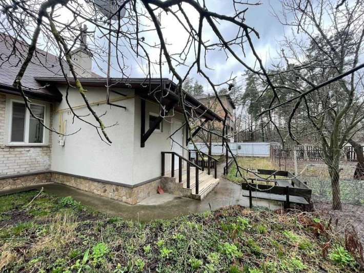 Продам 3 кімнатний будинок в Боярці з якісним ремонтом та меблями - фото 1