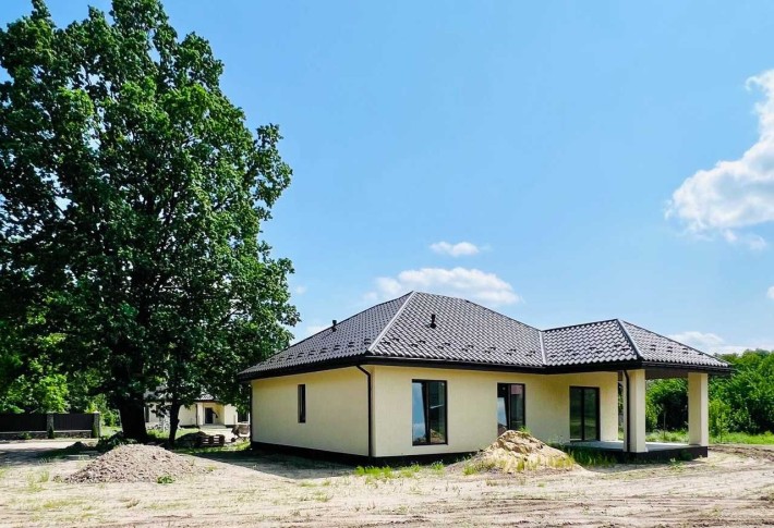 Цегляний дім біля лісу і озера 100кв.м+0,12га. Газ,документи, єОселя - фото 1