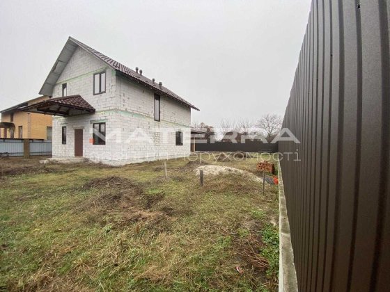 Боярка Продаж нового будинку в центрі міста, поруч вся інфраструктура Боярка