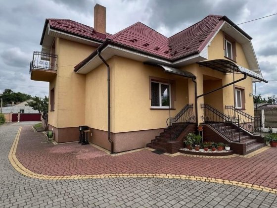 Продаж 2 поверхового будинку на вулиці Козацькій Володимир