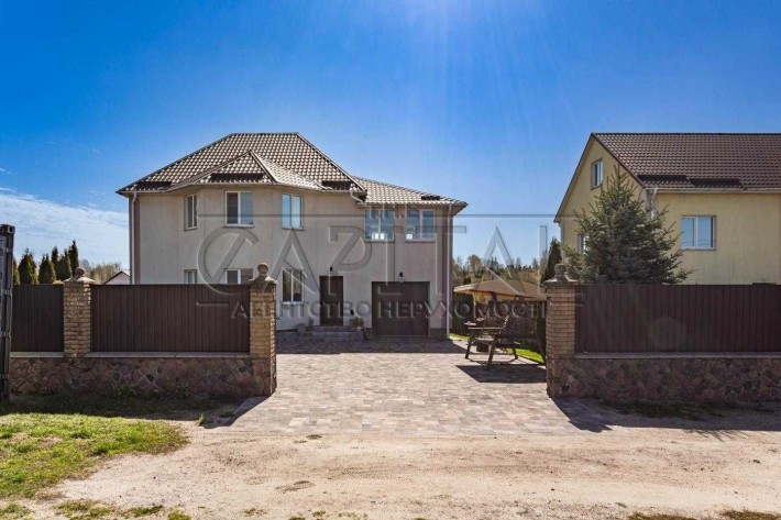 ПРОДАЮ 2 поверховий будинок з власною ділянкою 10соток ГАЗ Електрика - фото 1