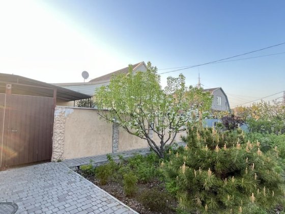 Продам будинок СЕРТИФІКАТ в Камʼянському (бізнес тепличний) Кам'янське