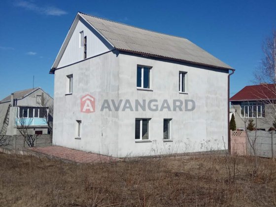 Продам двоповерховий будинок без внутрішніх робіт. Ціну знижено! Каменское