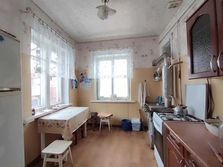 Продам цегляний будинок в Дергачах з газом та зручностями. - фото 1