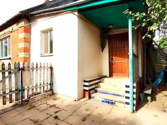 Продам теплий будинок зі зручностями в Дергачах. Дергачі