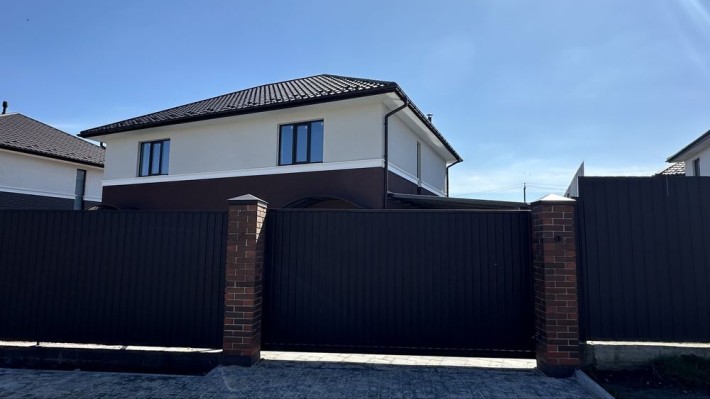 Продаж Дуплексу в Гостомелі! З накриттям для авто та тераси! - фото 1