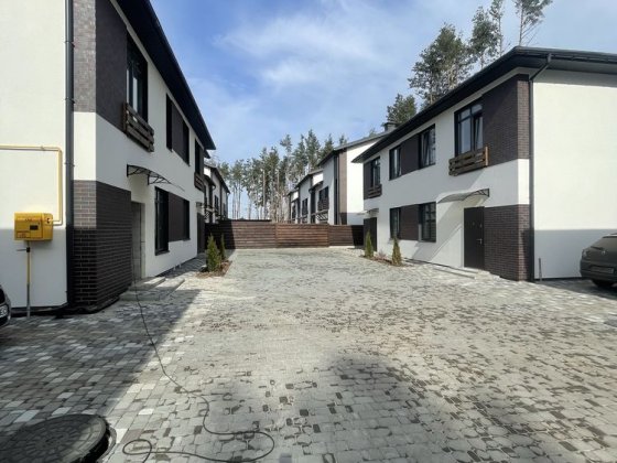 Дуплекс 130 м2 під чистове , 2.4 сотки землі в КМ Лісове. Гостомель Гостомель