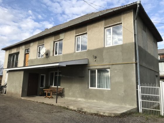 Продам 2 квартири Долина