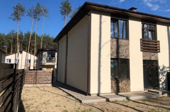 Продаж дуплексу з великою ділянкою біля парку в Гостомелі! - фото 1