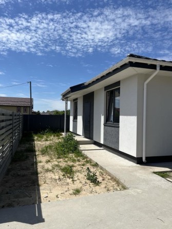 Продаю одноповерховий дім в Гостомелі 89кв.м.4 сотих землі. Власник - фото 1
