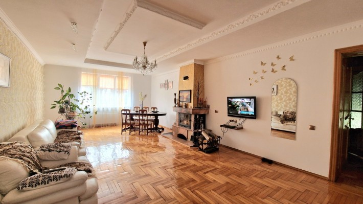 Продаж будинку в м. Дрогобич
Якість. Простір. Комфорт. - фото 1
