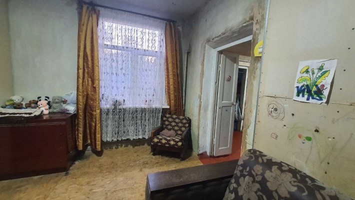 Продам дом г. Змиев - фото 1