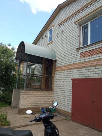 Продам дом г. Изюм 140 м2 - фото 1