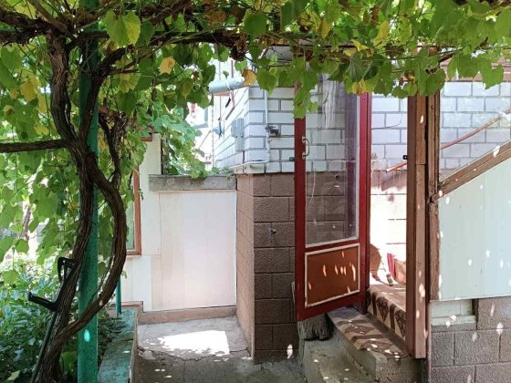 Продам будинок біля озера Чорноморськ