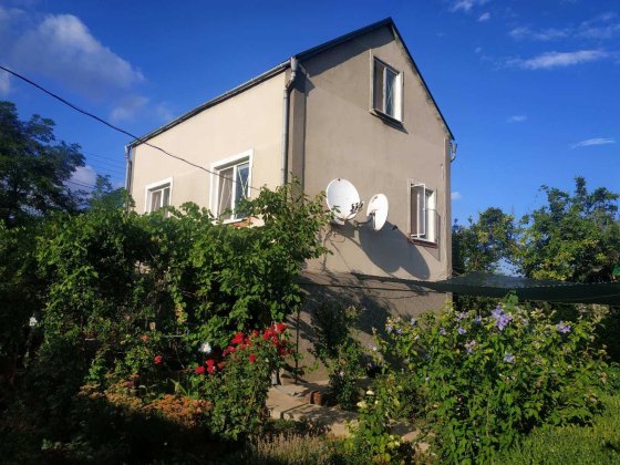 Продам капитальный дом в центре Александровки Черноморск