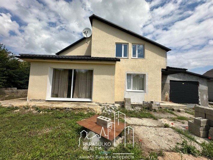 Продам будинок з частковим ремонтом - фото 1
