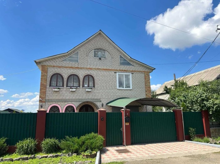 Продаж якісного великого будинку м. Кам’янка - фото 1