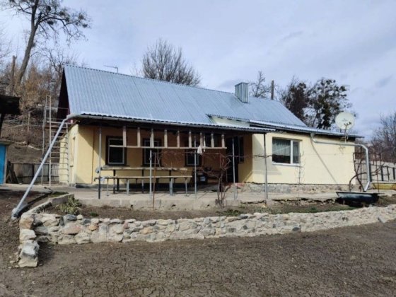 Продам дом, будинок в центрі Канева Канев