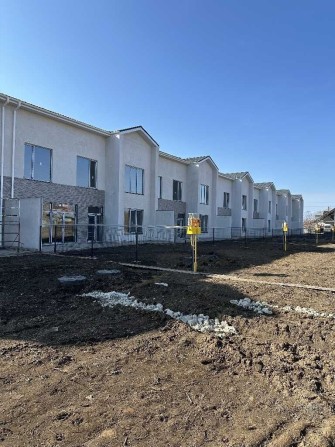 Продам таунхаус у моря в  Черноморске - фото 1