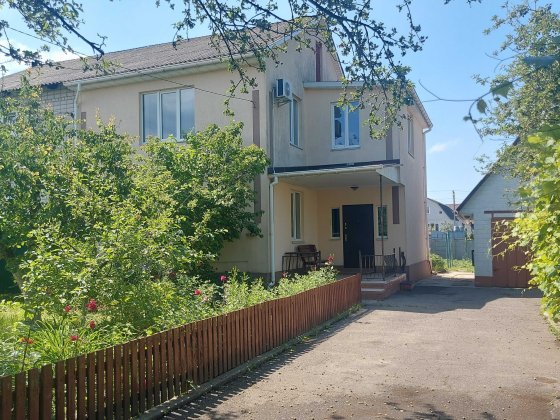 Житловий будинок [котедж] в м. Канів Канев