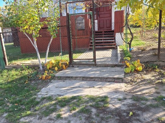 Продається будинок з ділянкою Канев
