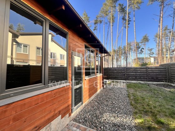 Продаж Дуплексу з якісним ремонтом, оформленням-2% в оточенні сосен Гостомель