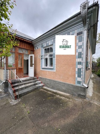 Продам будинок в місті - фото 1
