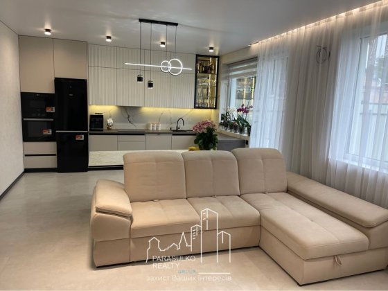 Продам розкішний дуплекс з ремонтом та меблями Каменец-Подольский