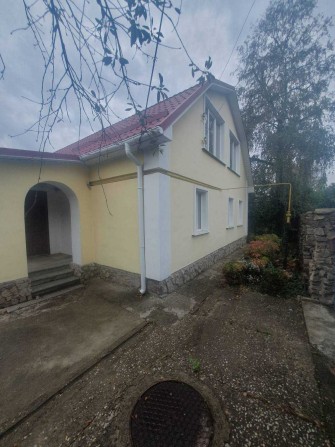 Продам будинок в центрі міста - фото 1