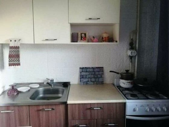 Продаж 1-к квартири Оболонський проспект 25 з ремонтом Київ