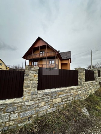 Продам затишний будинок в місті - фото 1