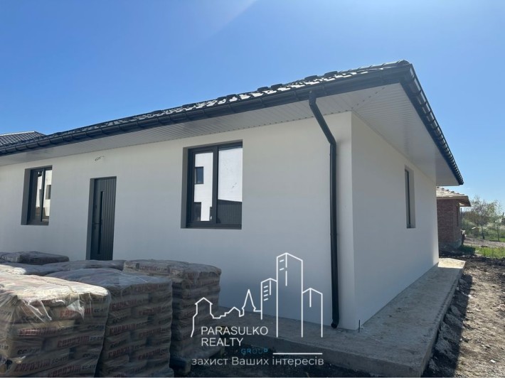 Продам новозбудований  будинок під чистовий ремонт - фото 1