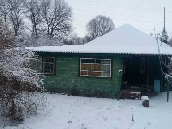 Продажа полдома ,возможна рассрочка. Конотоп