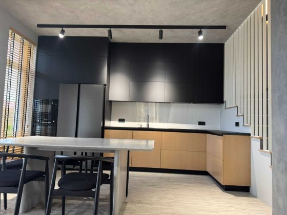 Таунхаус "Кристал"з сучасним ремонтом Ковель