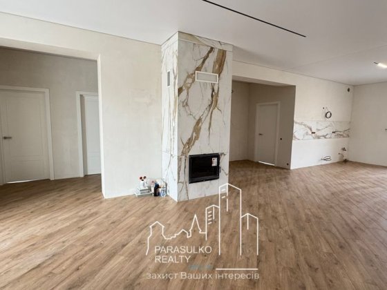 Продам новозбудований будинок у сучасному та обжитому районі міста Кам'янець-Подільський