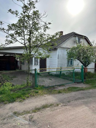 Продам будинок в центральній частині міста - фото 1