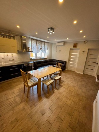 Продаж Дуплекса 130м2 в Коцюбинському з ремонтом меблями та технікою - фото 1