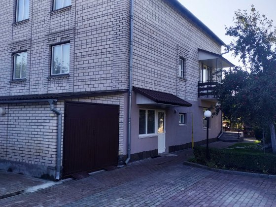 Продаю  будинок. Коростышев