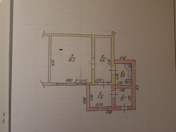 Частина будинку біля ж/д вокзалу. Коростень