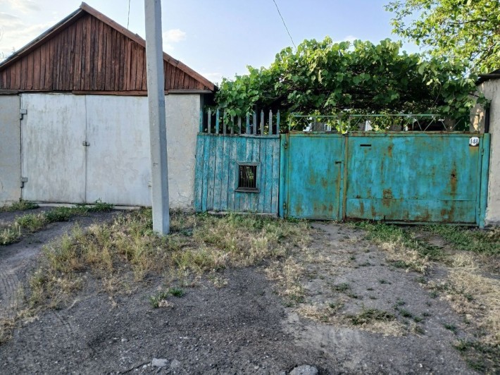 Продам дом г. Доброполье - фото 1