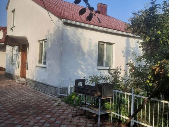 Продам будинок біля 3 мік-на. Продам дом возле 3 мик-на. Берестин