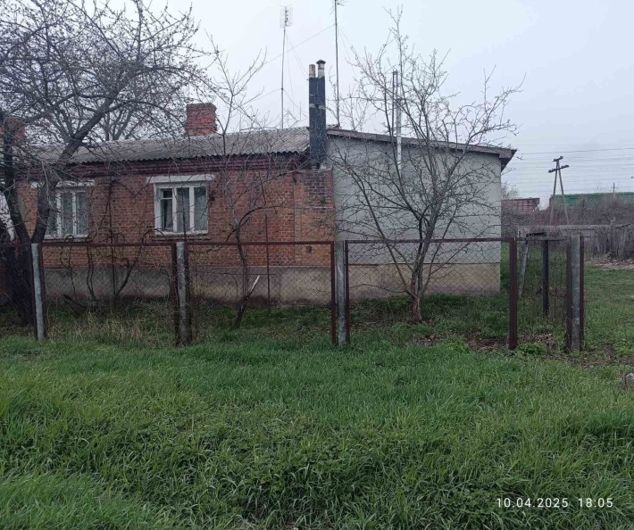 Продам часть дома м.Берестинн - фото 1