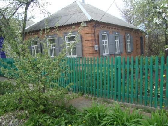 Дом жилой кирпичный Лозовая