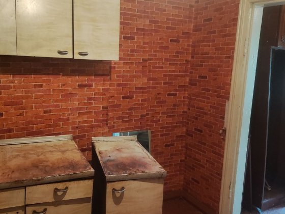 Продам квартиру (р-н Максимовки) Марганец