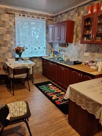 Продаю небольшой домик с ремонтом и мебелью возле Мерефы. - фото 1