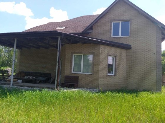 Продаю шикарный коттедж современной постройки гМерефа удобный район Мерефа