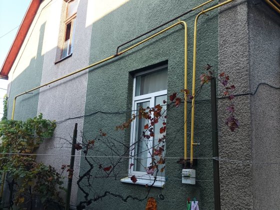 Продаж напівособняку у тихому центрі. Мукачево