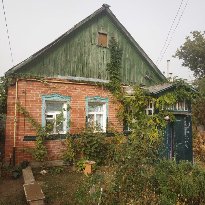 Продам половину дома в Мерефе - фото 1