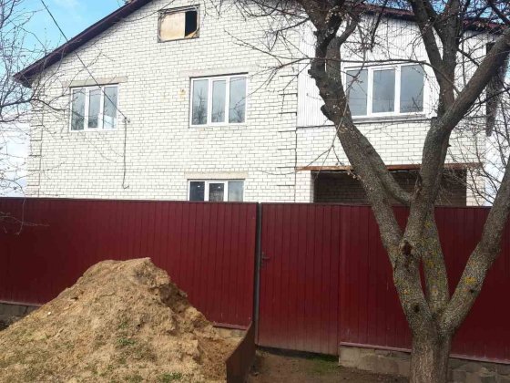 ПРОДАМ великий недобудований БУДИНОК. Вул. Якимченка. Район: Бабичівка Нежин