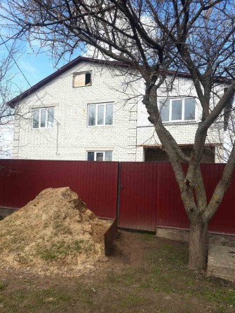 Продам великий недобудований цегляний будинок - фото 1